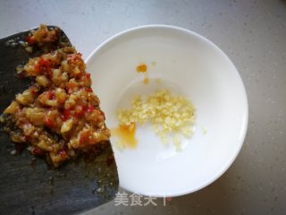 【烟台】金蒜剁椒蒸牡蛎的做法步骤：7