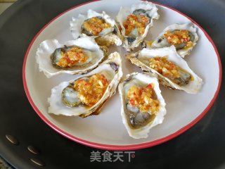 【烟台】金蒜剁椒蒸牡蛎的做法步骤：10