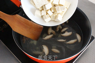 牡蛎豆腐汤的做法步骤：5