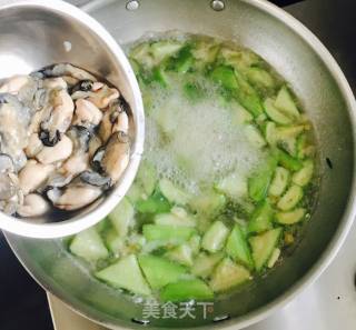 牡蛎丝瓜汤的做法步骤：9