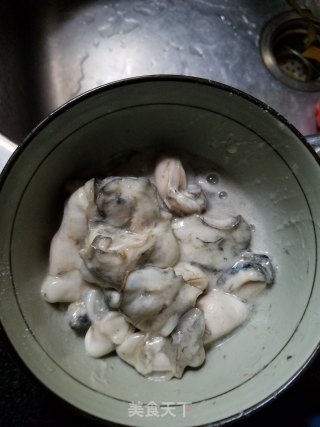 牡蛎鸡蛋汤的做法步骤：2