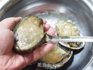 秋季进补——葱油鲍鱼的做法步骤：2