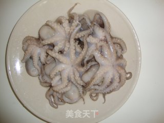 章鱼小丸子——一份美食   一份快乐的做法步骤：1