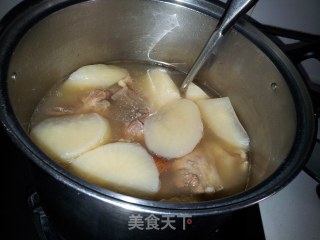 罗卜章鱼猪骨汤的做法步骤：7