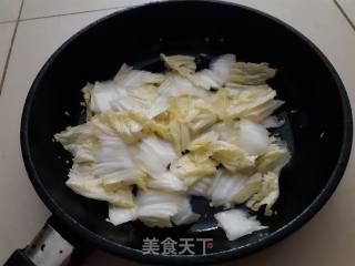 蒜香鱿鱼烧白菜的做法步骤：7