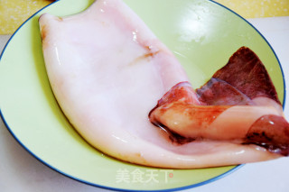 海鲜鱿鱼酱的做法步骤：1