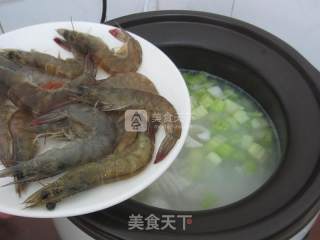 芹菜海鲜砂锅粥的做法步骤：10