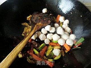 海鲜麻辣香锅的做法步骤：16