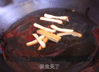 潮州小炒肉的做法步骤：1