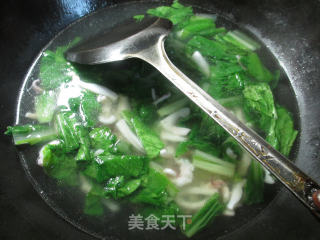 小白菜鱿鱼汤的做法步骤：7