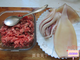牛肉酿鱿鱼的做法步骤：2