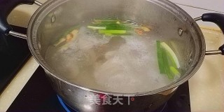 蛙鲜锅的做法步骤：13