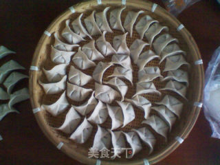 鱿鱼韭菜苔水饺的做法步骤：8