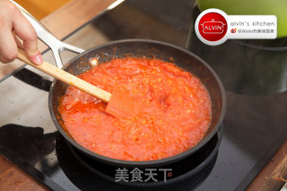 茄汁海鲜宽面的做法步骤：5
