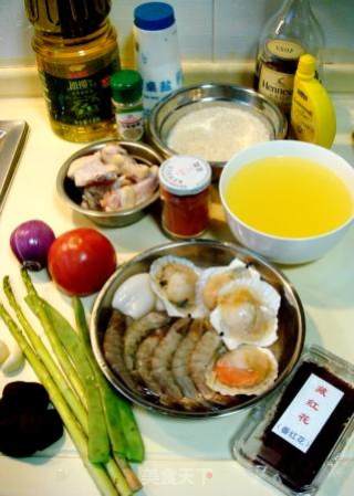 西班牙海鲜锅仔饭的做法步骤：1