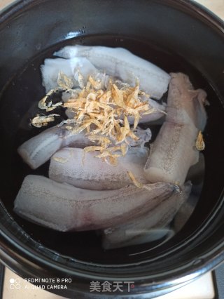 龙鱼味噌汤的做法步骤：2