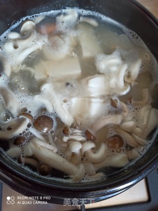 龙鱼味噌汤的做法步骤：5