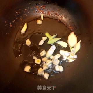 扇贝柱炒青椒的做法步骤：4