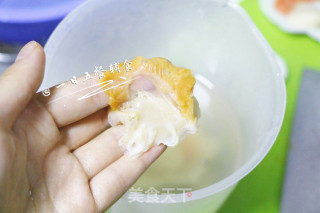 蒜蓉粉丝蒸扇贝 宝宝辅食，鲜香美味的做法步骤：1
