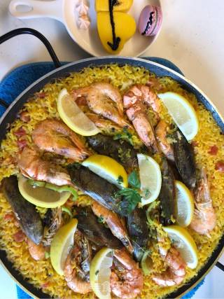 平民不平凡西班牙海鲜饭的做法步骤：7