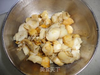 香椿扇贝水煎饺的做法步骤：3