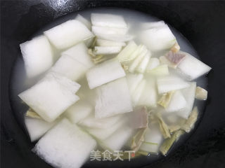 咸肉冬瓜汤的做法步骤：5