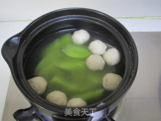 莴笋干贝贡丸汤的做法步骤：8