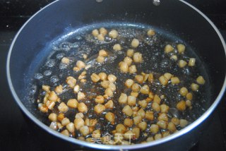干贝烧毛豆的做法步骤：8
