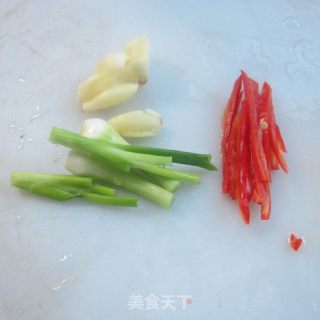 干贝煸花菜的做法步骤：2
