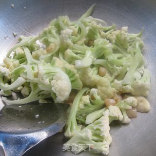 干贝煸花菜的做法步骤：5