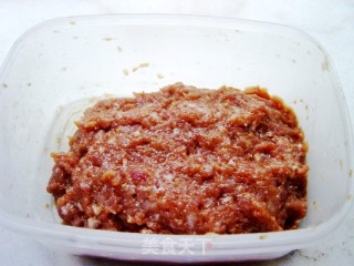 翡翠鲜肉卷的做法步骤：1