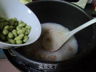 润燥消水调中下气的---【毛豆干贝粥】的做法步骤：4