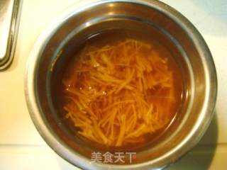 冬季暖身营养汤羹佳品“干贝银丝豆腐羹”的做法步骤：10