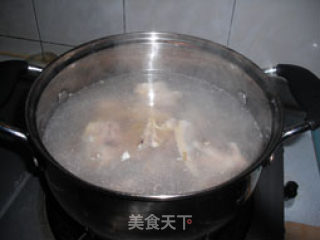 准妈妈营养美味靓汤——花菇山药煲鸡汤的做法步骤：7