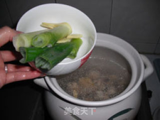 准妈妈营养美味靓汤——花菇山药煲鸡汤的做法步骤：10