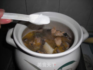 准妈妈营养美味靓汤——花菇山药煲鸡汤的做法步骤：15
