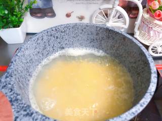 【宝宝辅食】干贝小米疙瘩汤的做法步骤：4