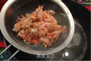 砂锅海鲜粥的做法步骤：4