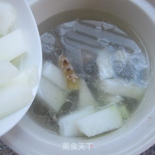 冬瓜干贝排骨汤的做法步骤：5