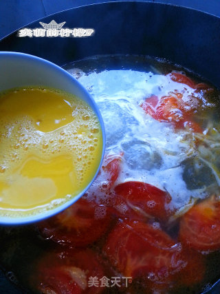 西红柿银鱼鸡蛋汤的做法步骤：10