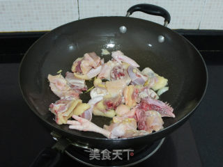 【干贝粉条炖土鸡】的做法步骤：8