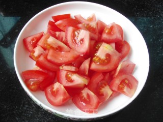 番茄丝瓜汤--生津清暑热的做法步骤：4