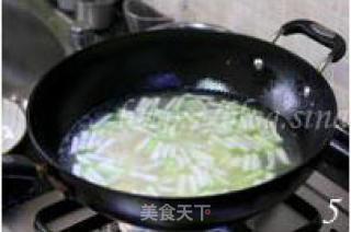 咸蛋干贝葫子汤的做法步骤：5