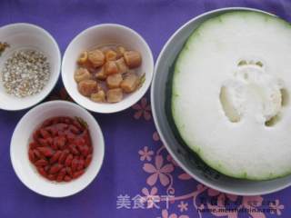 干贝冬瓜薏仁汤的做法步骤：1