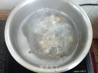 解暑汤---干贝肉碎冬瓜汤的做法步骤：3