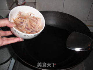 养颜养胃香粥——鱿鱼排骨粥的做法步骤：8
