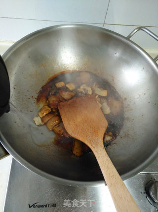 墨鱼干土豆烧肉的做法步骤：9