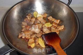 墨鱼干鹌鹑蛋红烧肉的做法步骤：5