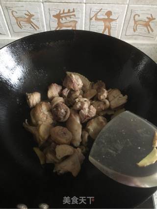 蘑菇鸡汤的做法步骤：4