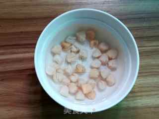 蟹柳瑶柱香菇玉米羹的做法步骤：3